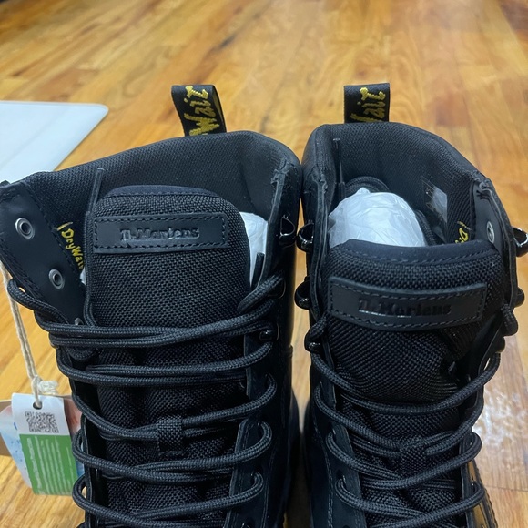 Brand new in box (NEVER WORE) Dr. Marten size 11 Snow & Rain boots. - Picture 5 of 12